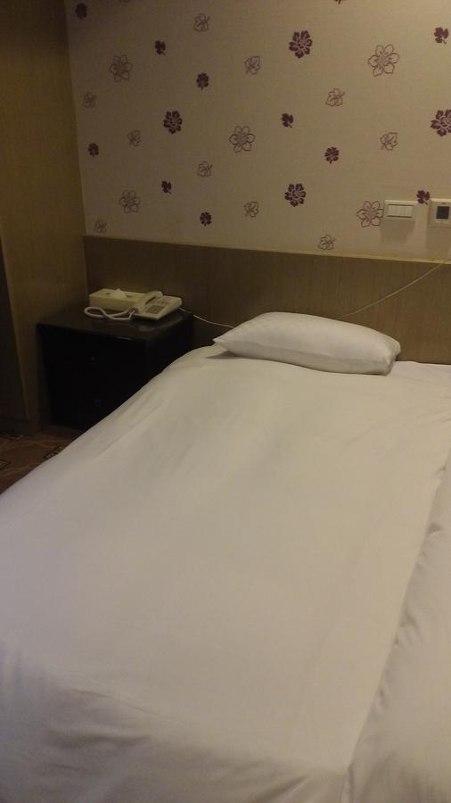 貴都飯店-Crystal Hotel Taipei Exteriör bild